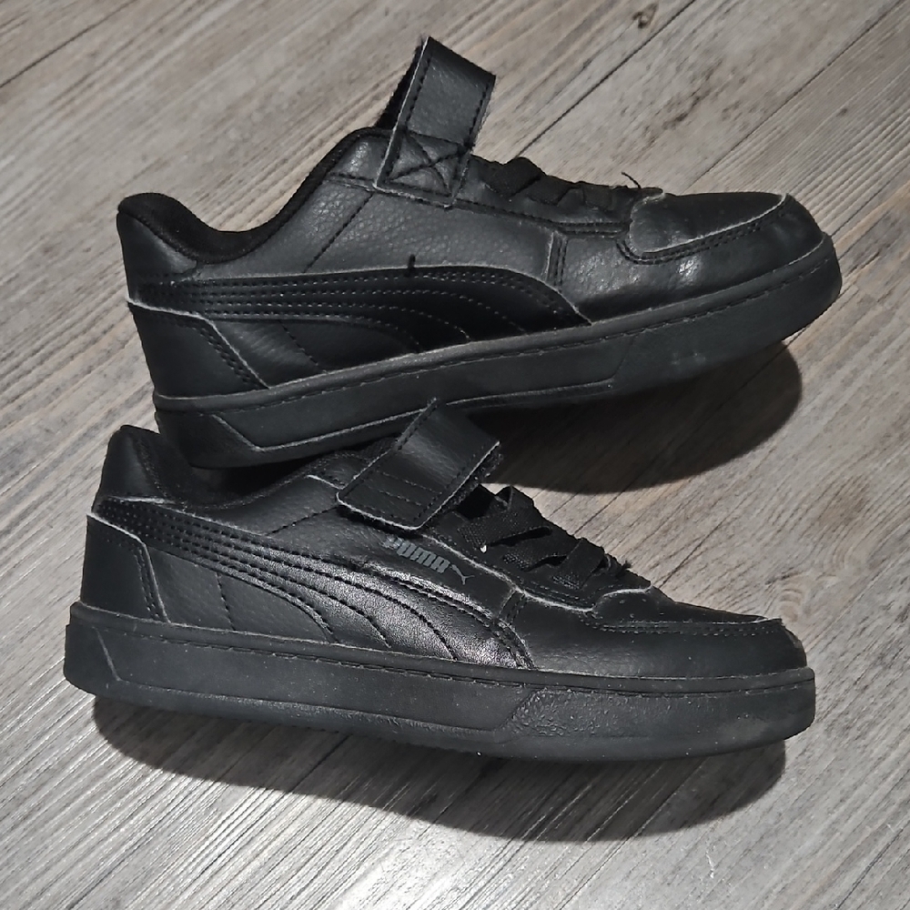 Puma Kids Black Sneakers - Caven 2.0 - Size 1C KIDS